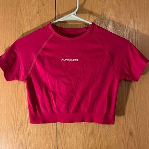 Alphalete Amplify Crop